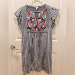 Llove embroidered dress light grey